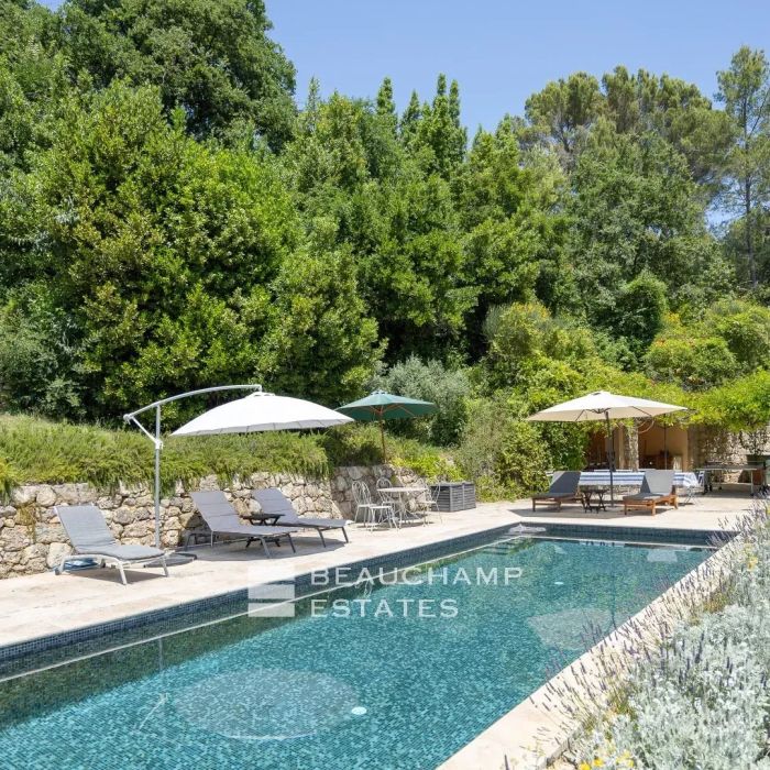 EXCLUSIVE LISTING – Private estate 9 bedrooms with river access – Fayence