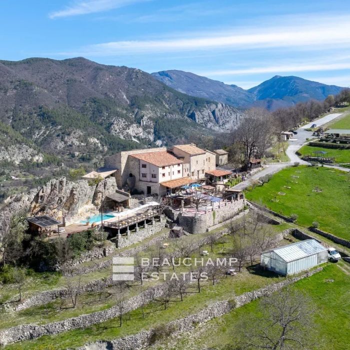 Exclusive — Private 12-bedroom estate — Nice Hinterland