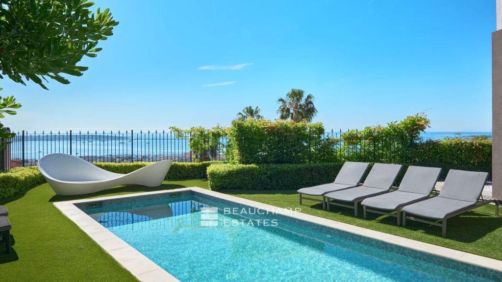 Exclusive – Stunning 5-bedroom modern villa with panoramic sea view – Golfe Juan