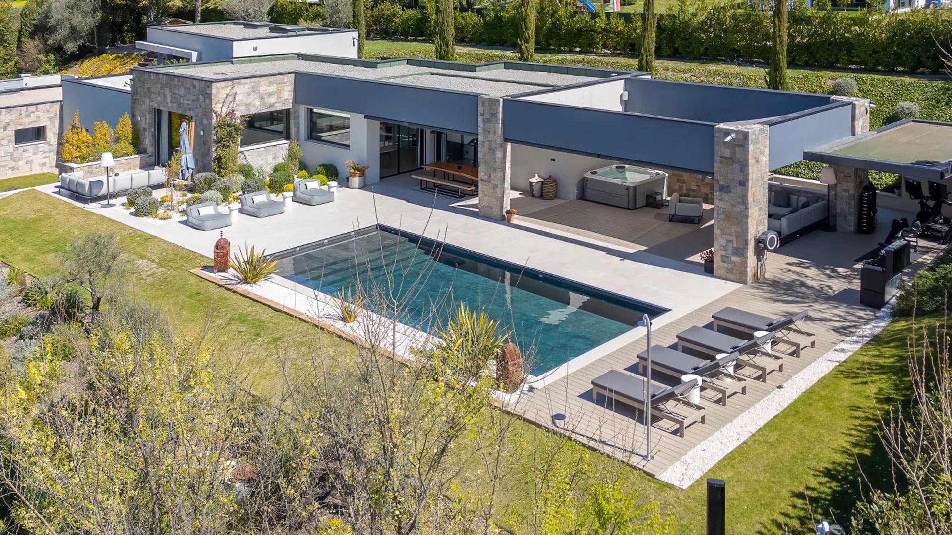 Luxury Mouans-Sartoux holiday rentals | Beauchamp Estates Luxury Mouans-Sartoux holiday rentals | Beauchamp Estates