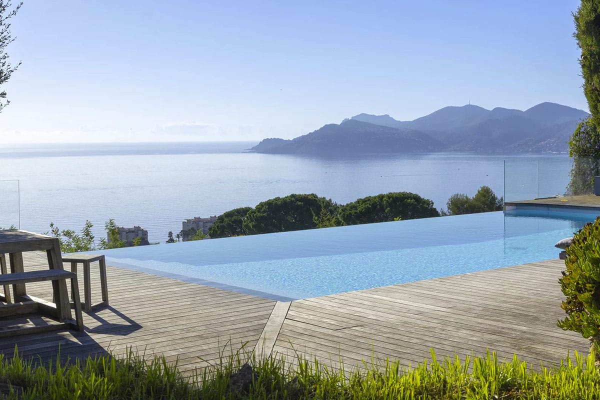 Luxury property to rent Cannes Croix des Gardes | Beauchamp Estates Luxury property to rent Cannes Croix des Gardes | Beauchamp Estates