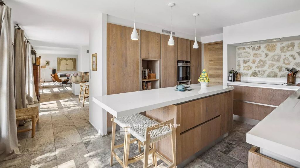 Neo-Provençal 5-Bedroom Villa with Sea View – Châteauneuf-Grasse