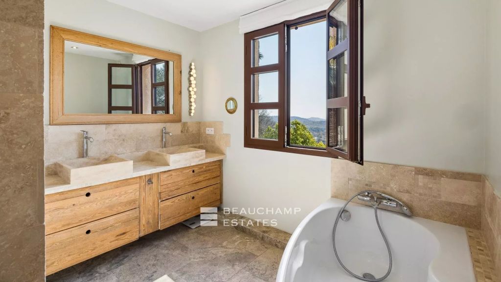 Neo-Provençal 5-Bedroom Villa with Sea View – Châteauneuf-Grasse