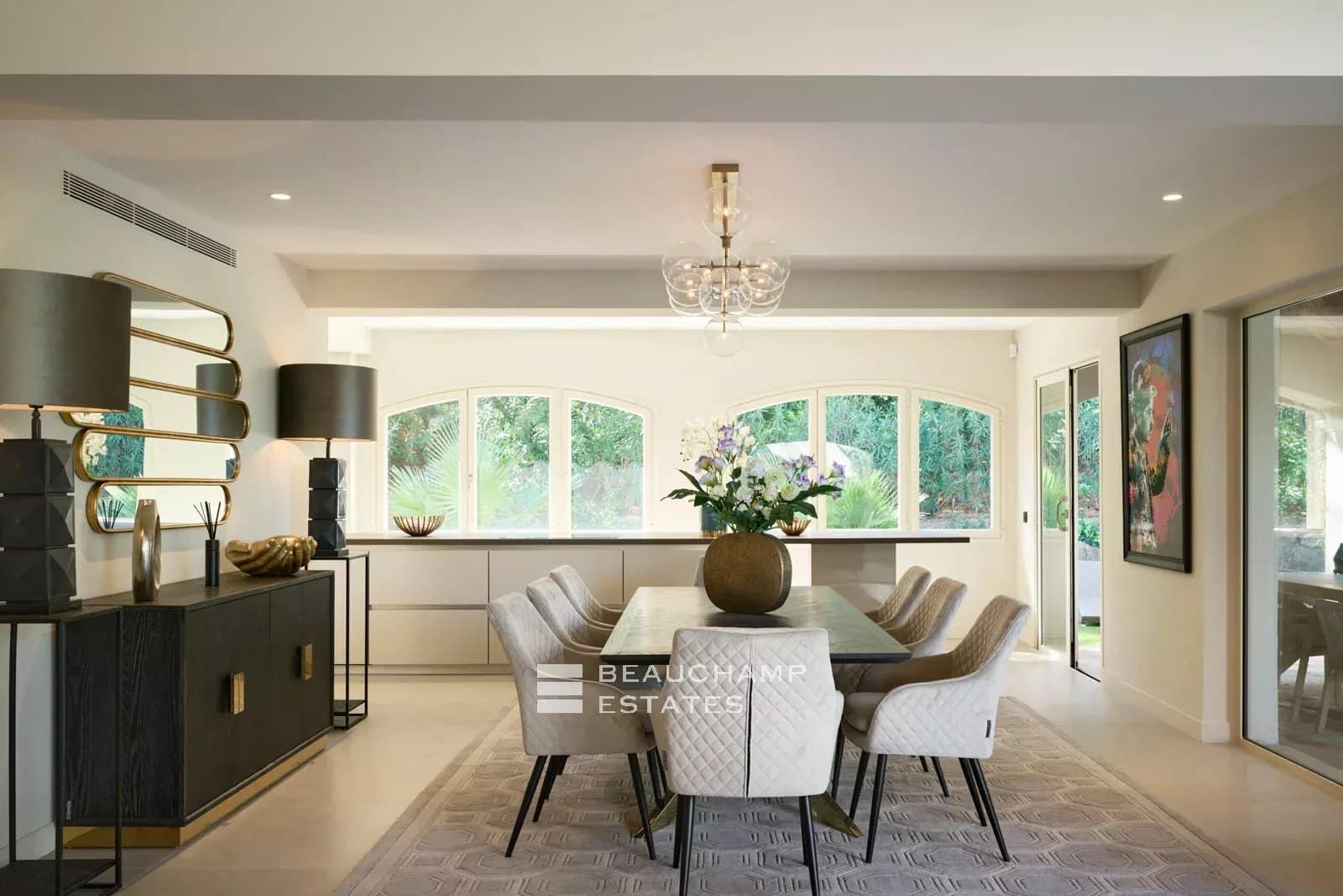 Neo-Provençal villa – 5 suites, swimming pool, 3,600 m² park – Mougins Neo-Provençal villa – 5 suites, swimming pool, 3,600 m² park – Mougins