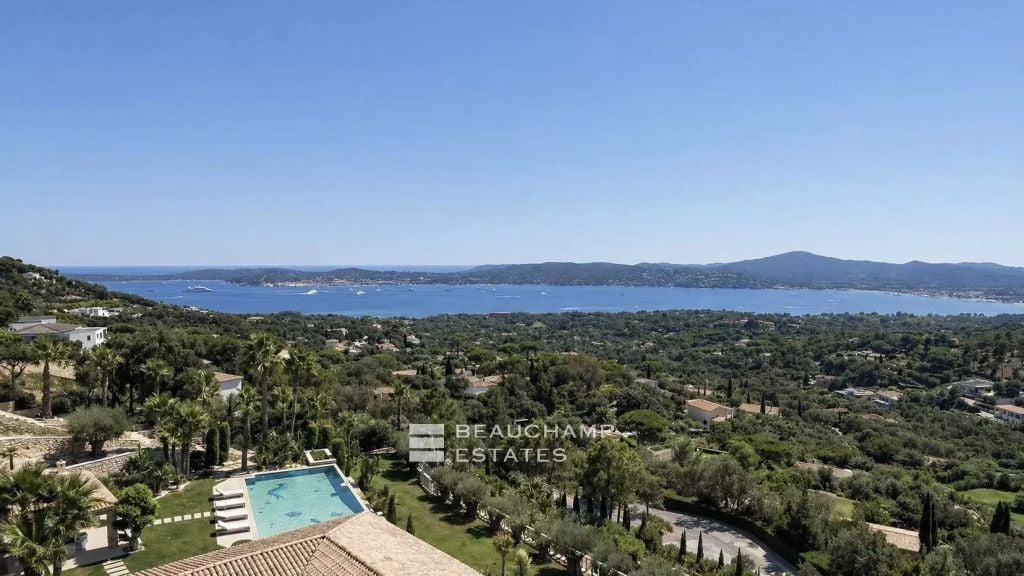 Prestigious contemporary property within a private gated estate, enjoying sweeping panoramic views over Saint-Tropez