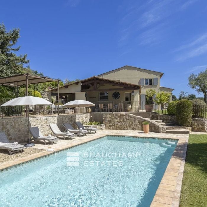 Villa provençal de 4 chambres à Valbonne
