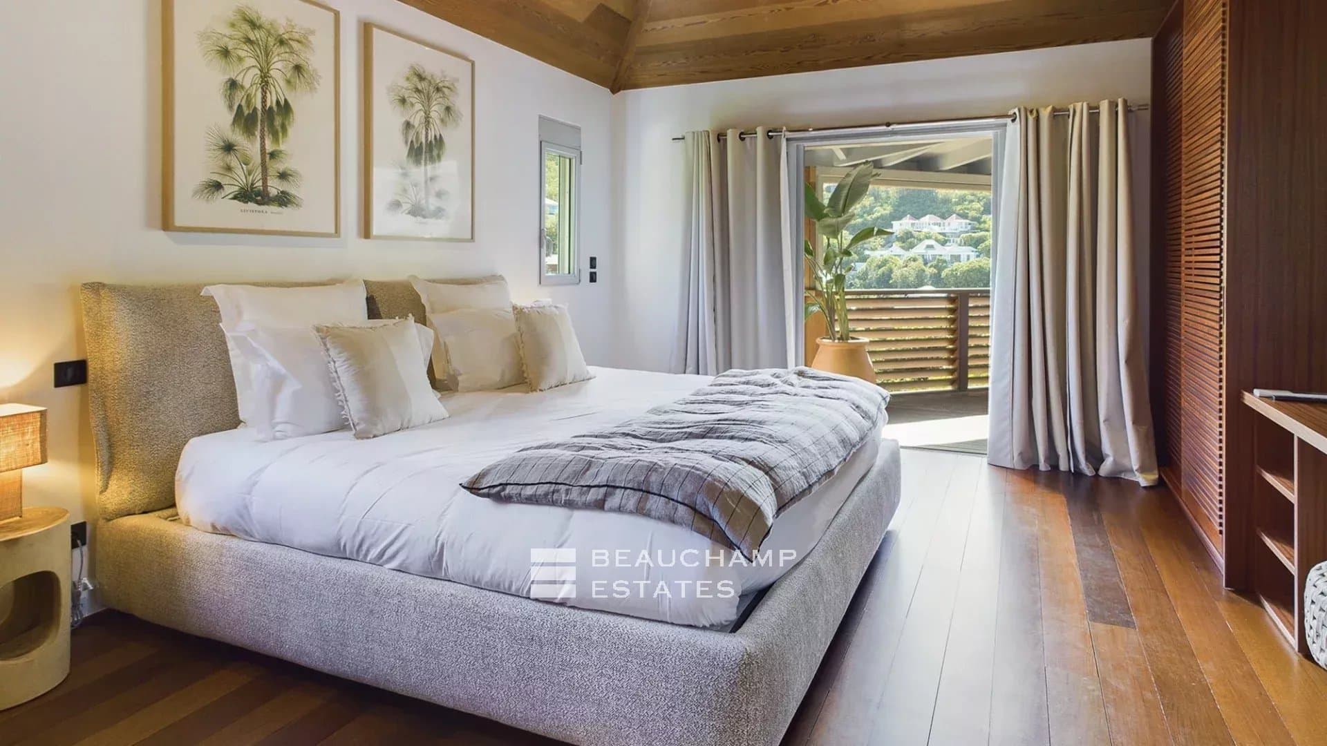 Villa 5 chambre avec vue mer dans les collines de Saint-Jean – Saint-Barth 5-Bedroom Sea View Villa in the Hills of Saint-Jean – Saint Barth