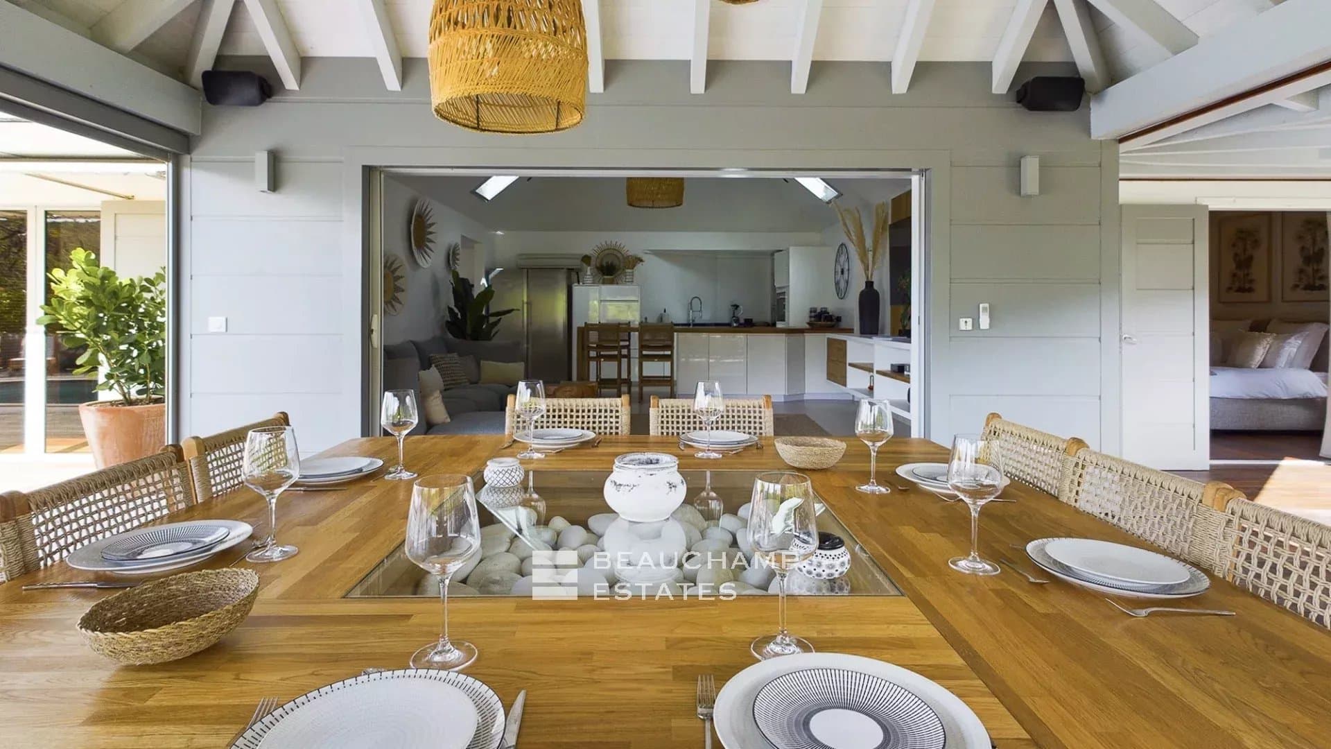 Villa 5 chambre avec vue mer dans les collines de Saint-Jean – Saint-Barth 5-Bedroom Sea View Villa in the Hills of Saint-Jean – Saint Barth