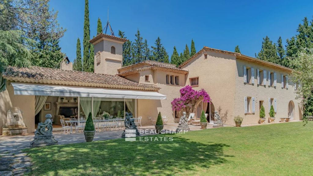 Auction : Stone Bastide – 10 Bedrooms – Auribeau-sur-Siagne