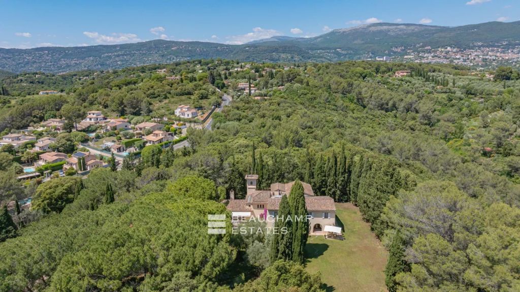 Auction : Stone Bastide – 10 Bedrooms – Auribeau-sur-Siagne