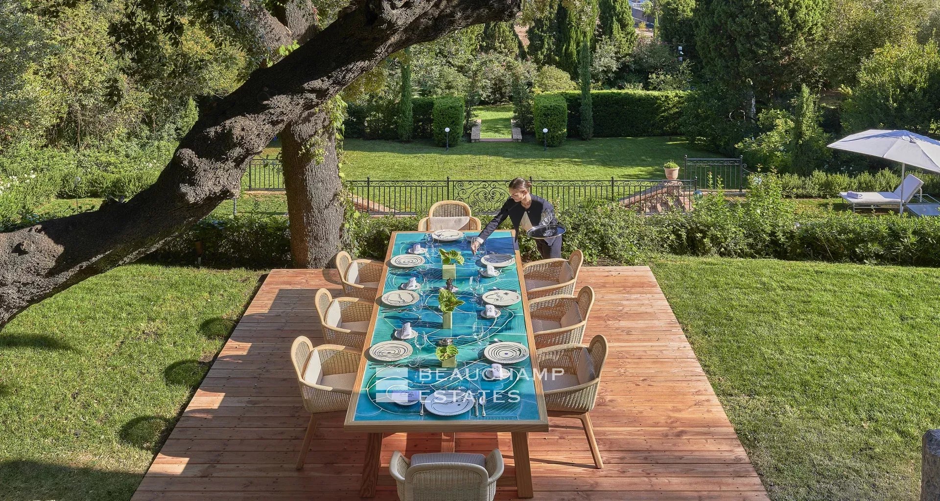 Cap d’Antibes 5-bedroom villa with swimming pool Cap d’Antibes 5-bedroom villa with swimming pool
