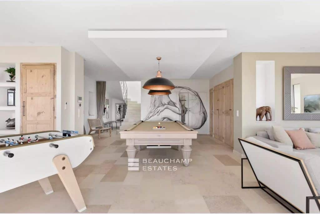 Contemporary 3-bedroom villa in Valbonne
