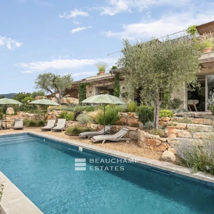 Contemporary 3-bedroom villa in Valbonne
