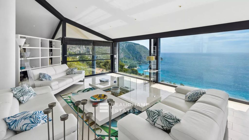Contemporary 4-bedroom villa with panoramic sea views – Èze