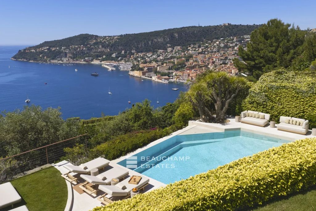 Contemporary 6-Bedroom Villa with Panoramic Sea Views –  Saint-Jean-Cap-Ferrat