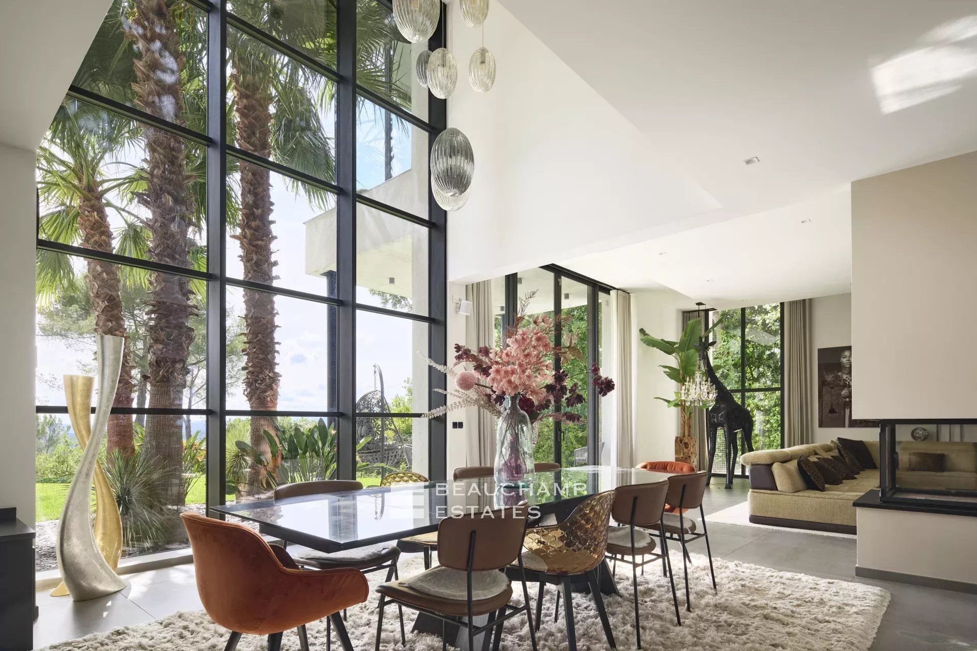 Contemporary villa with 5 bedrooms in Mougins Castellaras Contemporary villa with 5 bedrooms in Mougins Castellaras