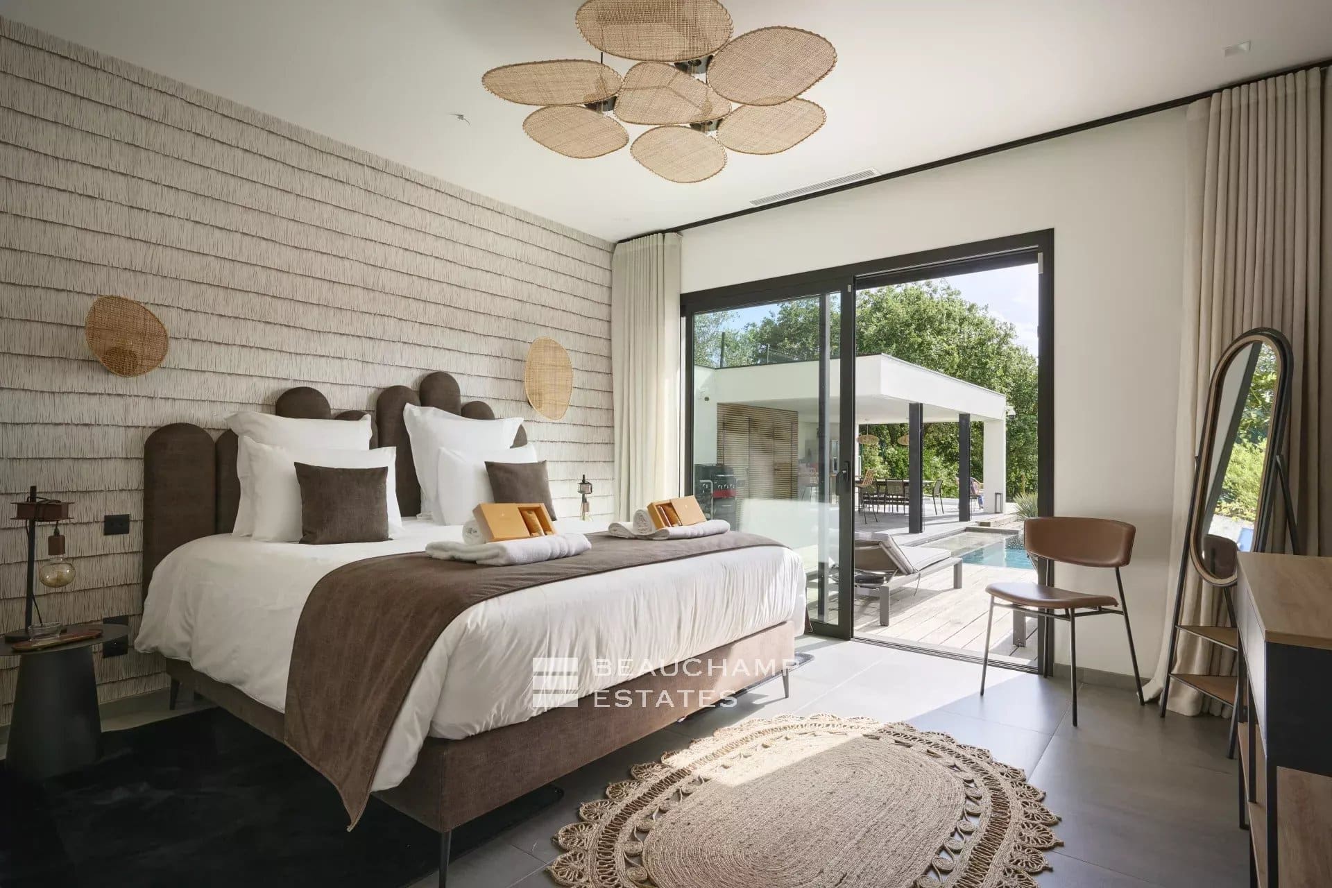 Contemporary villa with 5 bedrooms in Mougins Castellaras Contemporary villa with 5 bedrooms in Mougins Castellaras