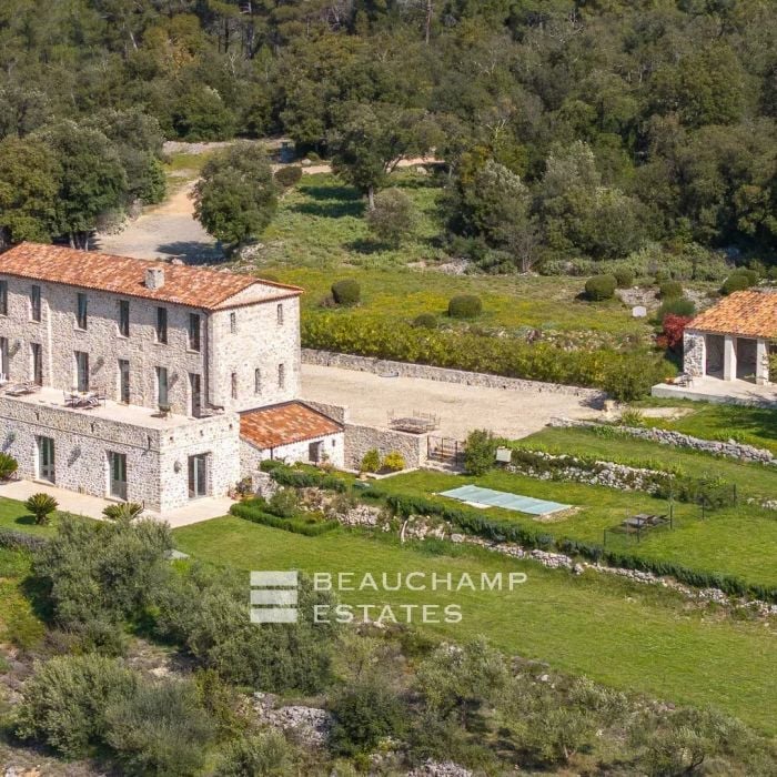 Elegant Stone Bastide on 20 Hectares Panoramic Views – Fayence