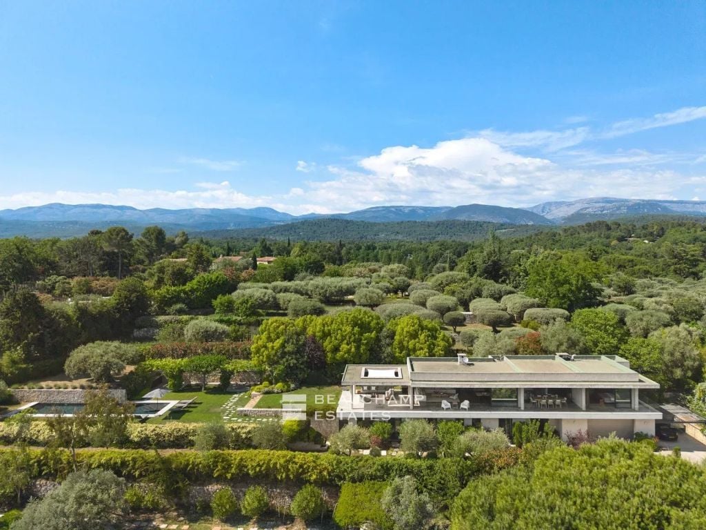 Exclusive listing – Contemporary 4-bedroom villa with panoramic views – Montauroux
