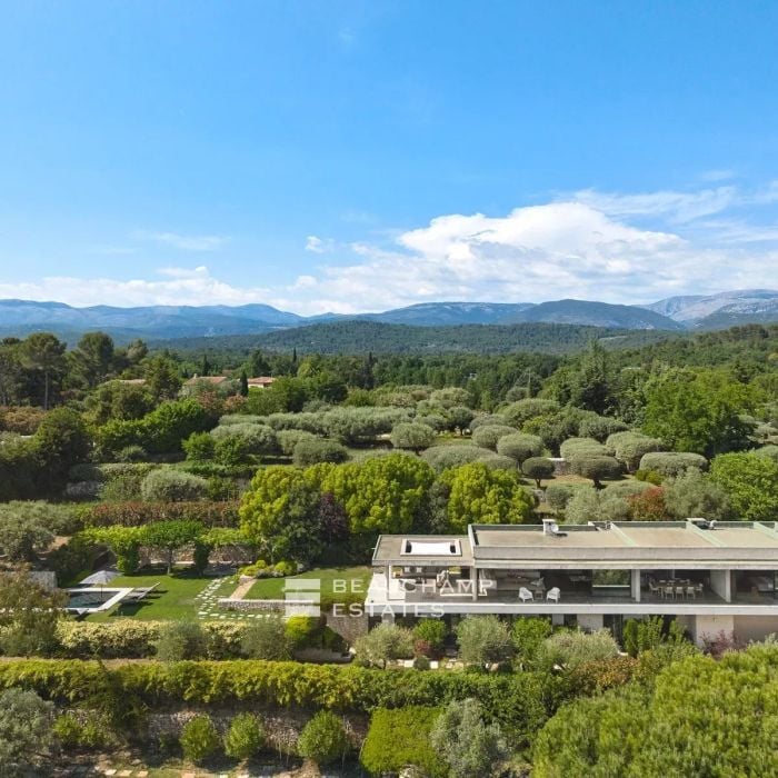 Exclusive listing – Montauroux – Contemporary Villa with Panoramic Views