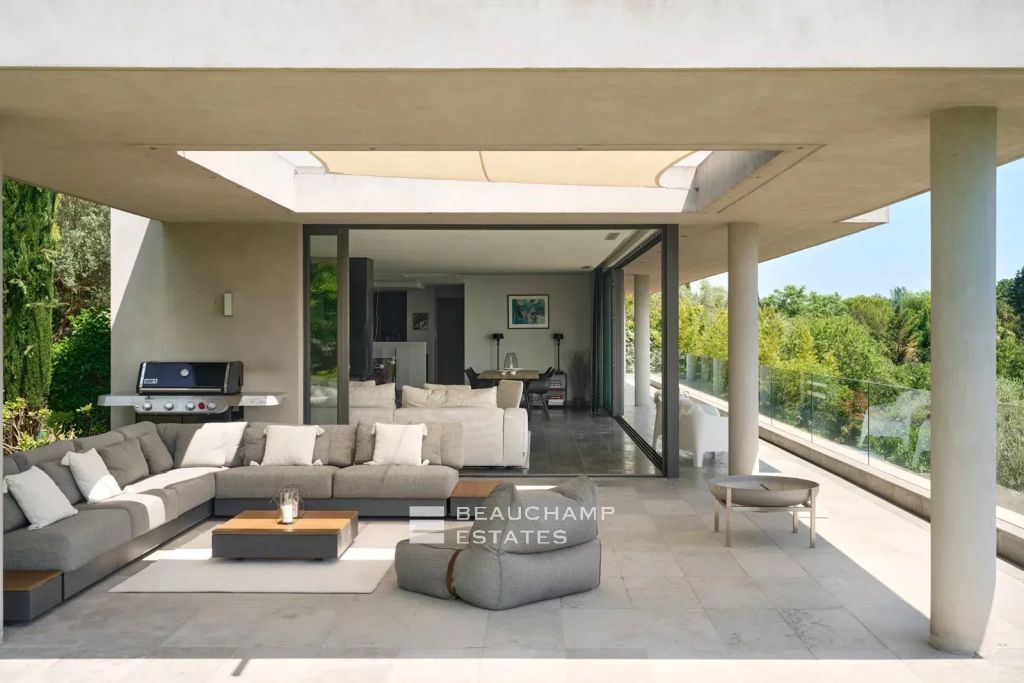 Exclusive listing – Contemporary 4-bedroom villa with panoramic views – Montauroux