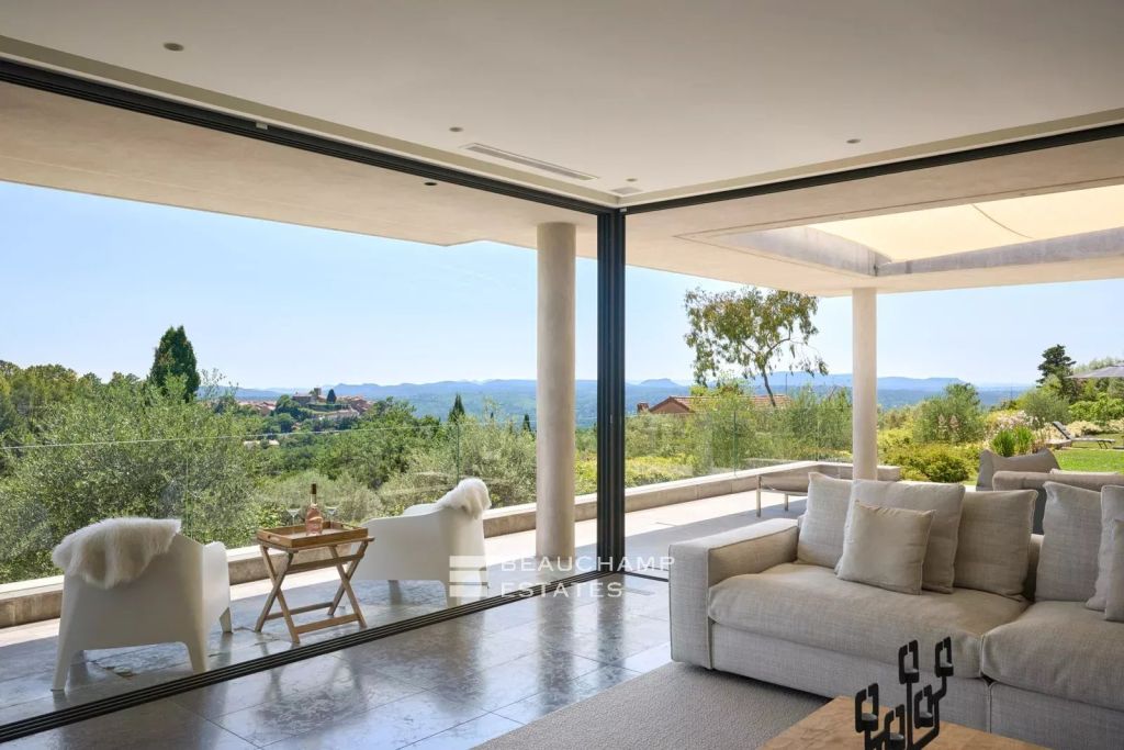 Exclusive listing – Contemporary 4-bedroom villa with panoramic views – Montauroux