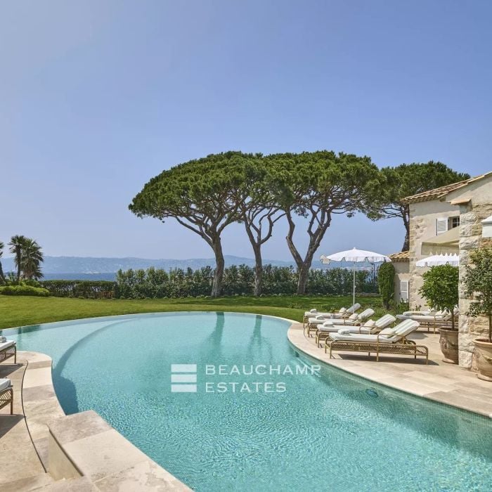 Magnifique Villa avec vue panoramique sur la Méditerranée