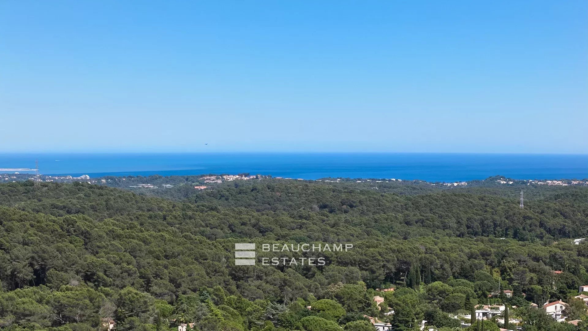 Mas Provençal de 6 chambres avec Tennis à Mougins Mougins – Superb Provençal Mas with 6 bedrooms and private Tennis