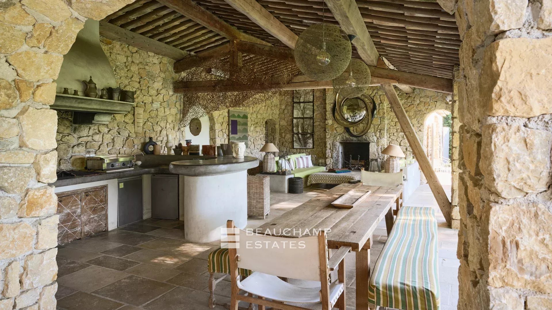 Mas Provençal de 6 chambres avec Tennis à Mougins Mougins – Superb Provençal Mas with 6 bedrooms and private Tennis
