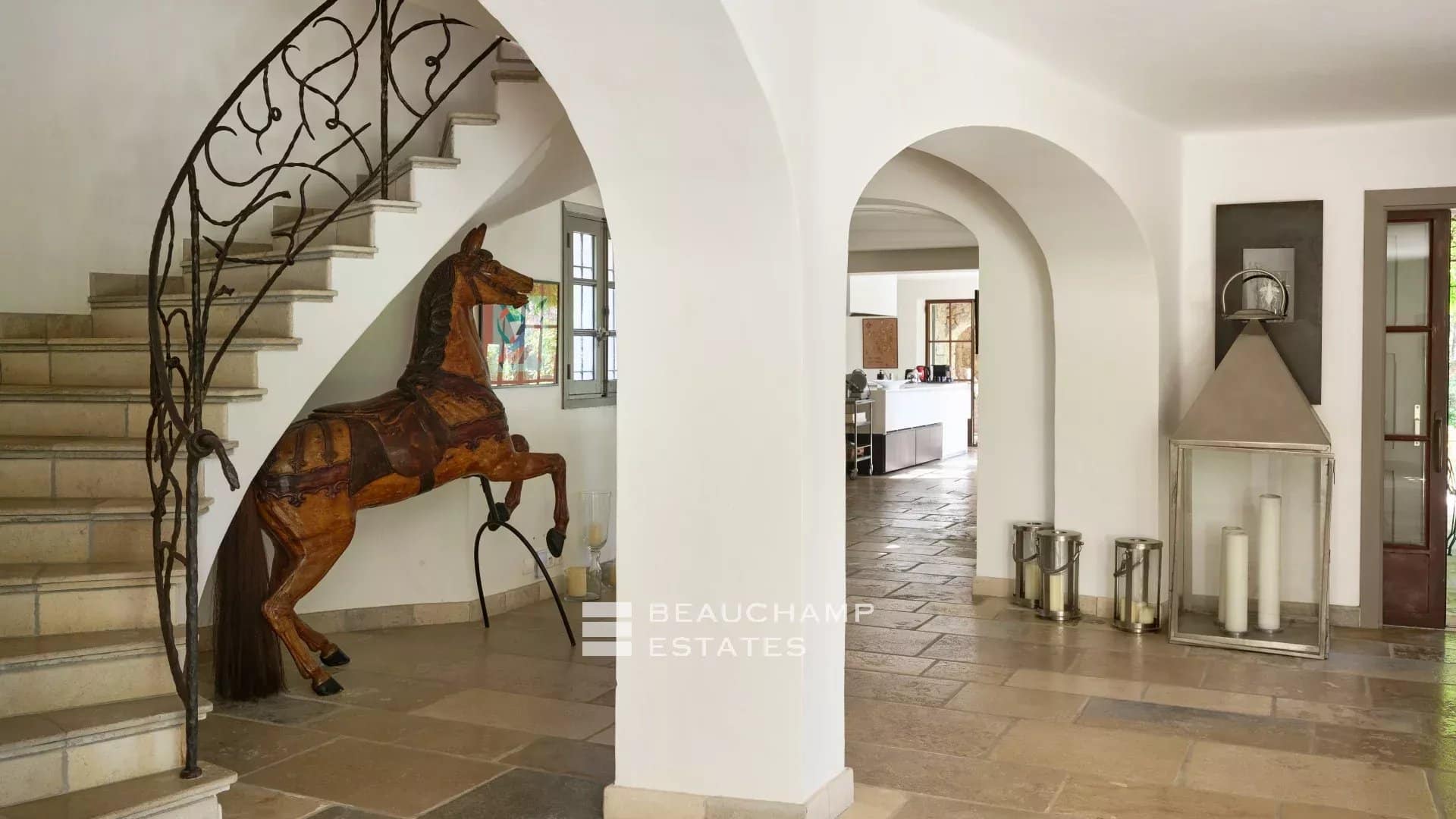 Mas Provençal de 6 chambres avec Tennis à Mougins Mougins – Superb Provençal Mas with 6 bedrooms and private Tennis
