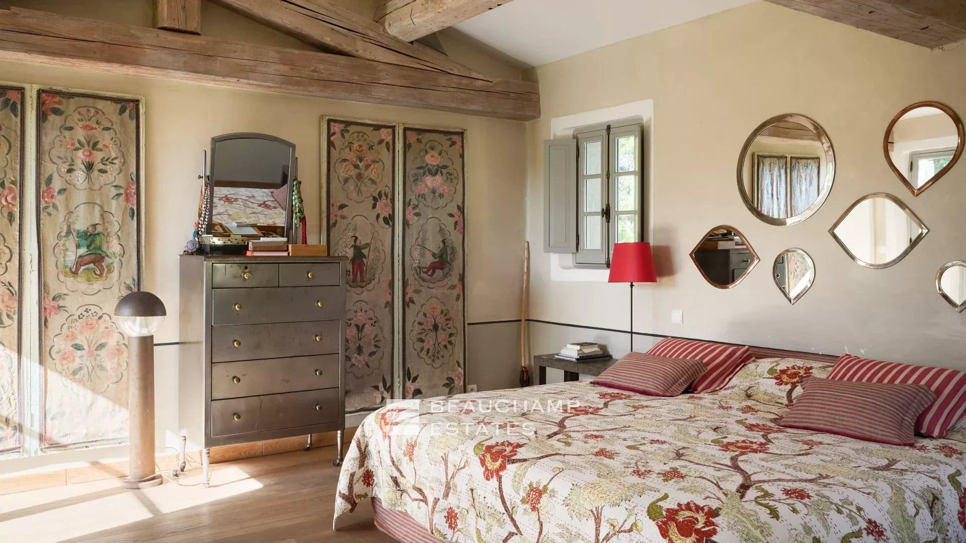 Mas Provençal de 6 chambres avec Tennis à Mougins Mougins – Superb Provençal Mas with 6 bedrooms and private Tennis