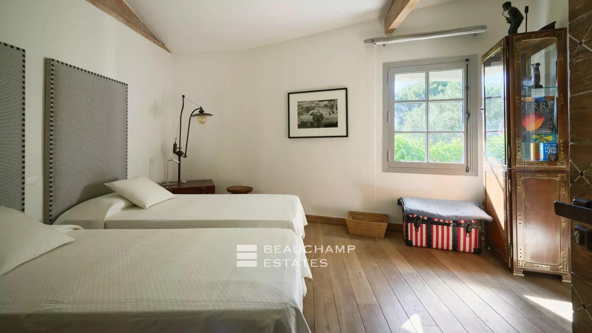 Mas Provençal de 6 chambres avec Tennis à Mougins Mougins – Superb Provençal Mas with 6 bedrooms and private Tennis
