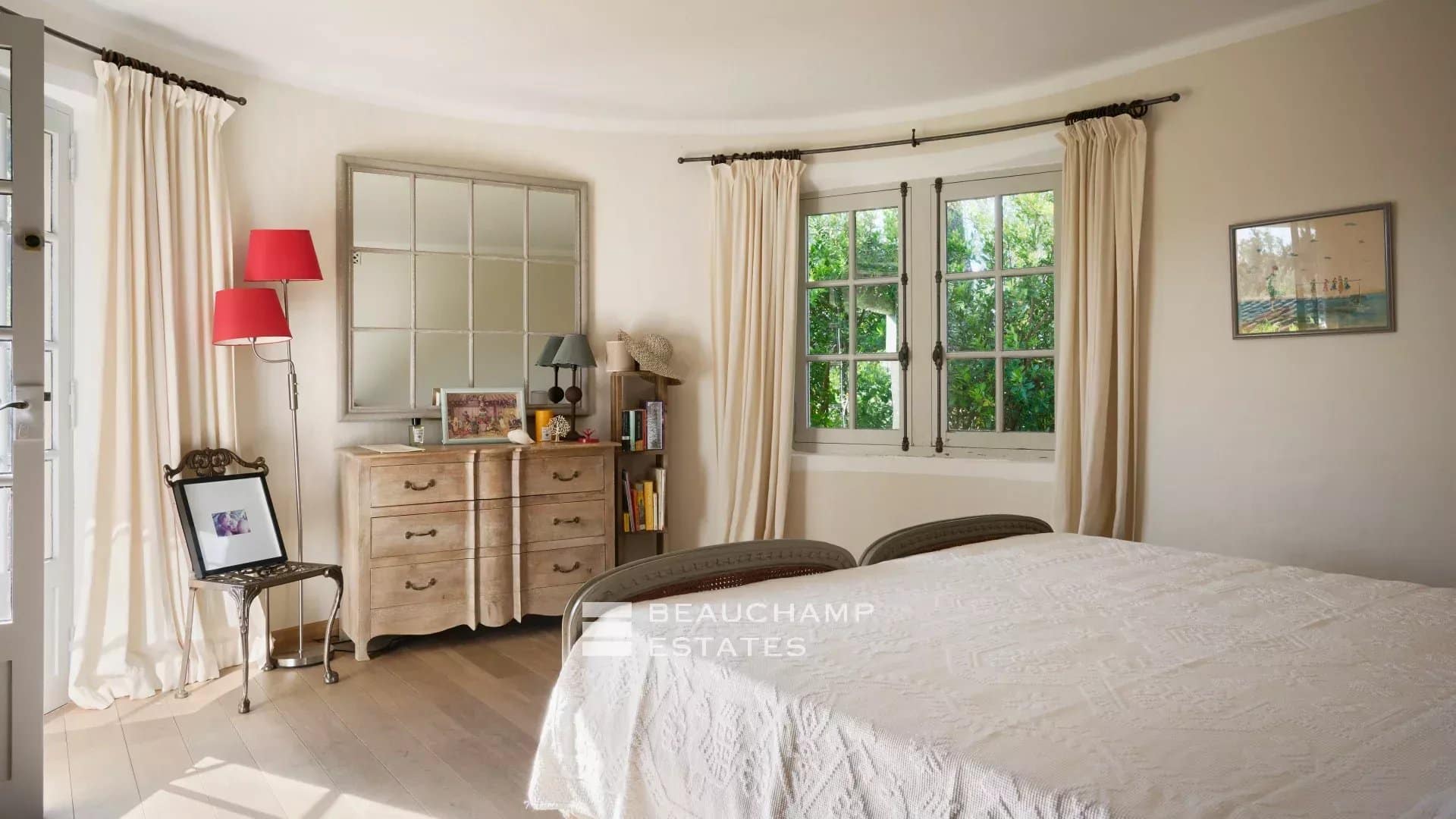 Mas Provençal de 6 chambres avec Tennis à Mougins Mougins – Superb Provençal Mas with 6 bedrooms and private Tennis