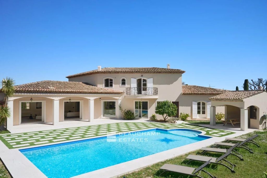 Neo-Provençal 5-bedroom villa with pool – Valbonne