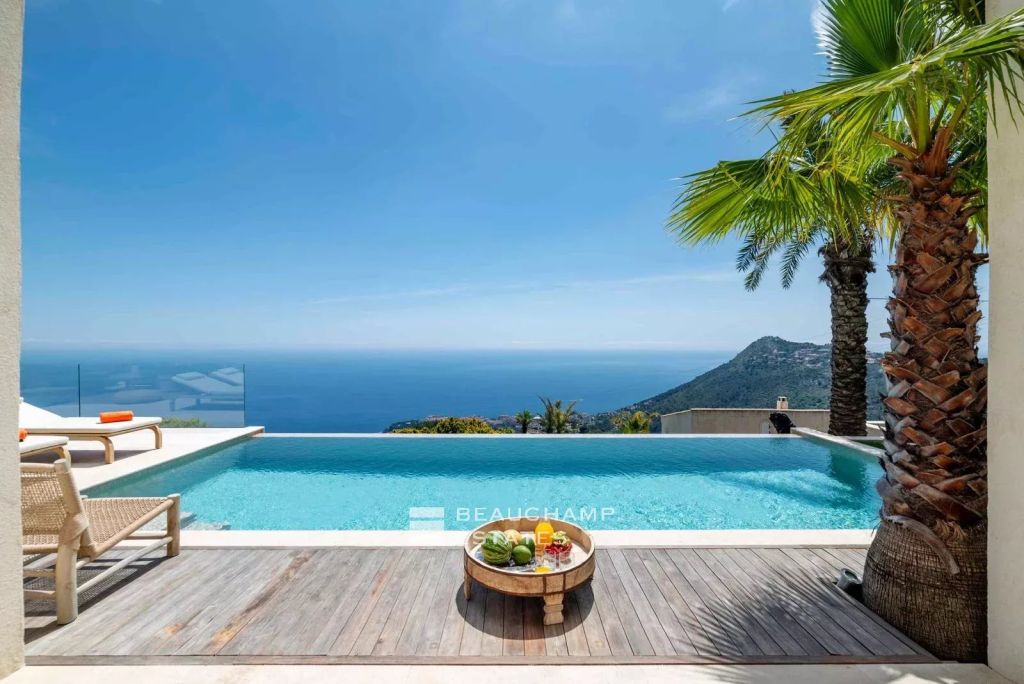 Neo-Provençal villa with 6 bedrooms and panoramic sea view – Monaco