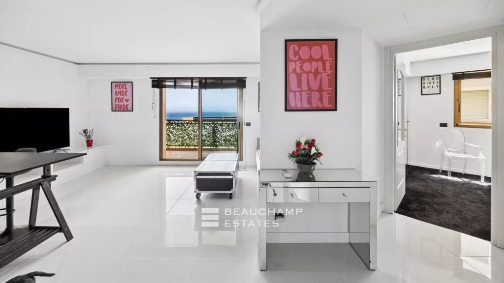 One-bedroom apartment with Panoramic Sea View – Cap d’Ail