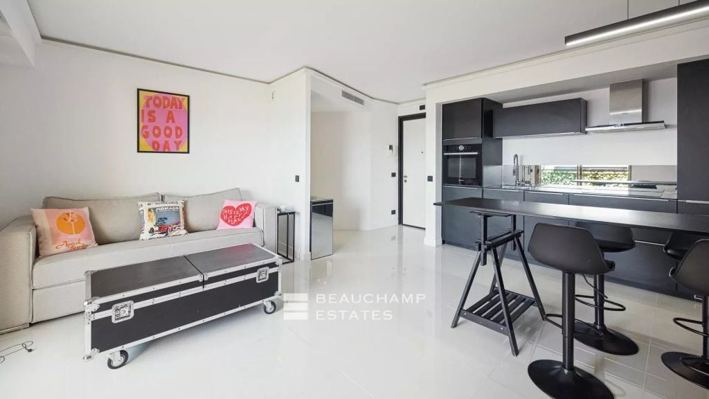 One-bedroom apartment with Panoramic Sea View – Cap d’Ail
