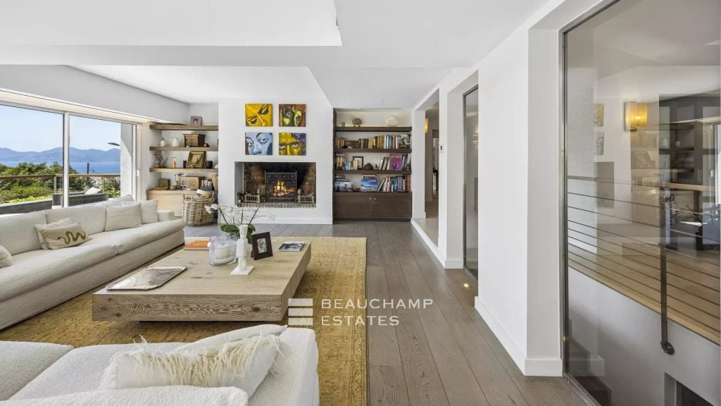 Sole Agent – Neo-provençal villa with panoramic sea view – Cannes
