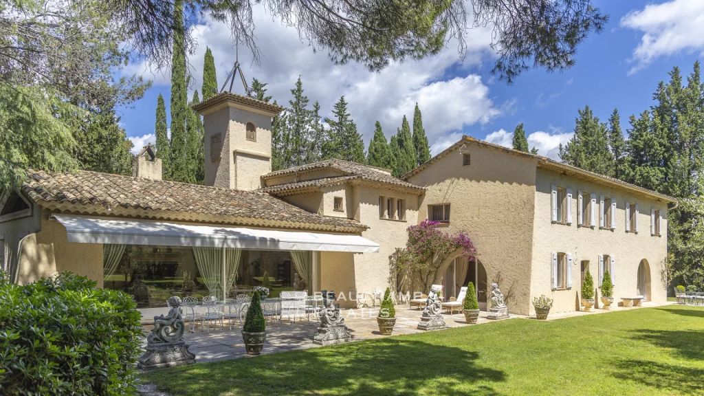 Stone Bastide – 10 Bedrooms – Auribeau-sur-Siagne