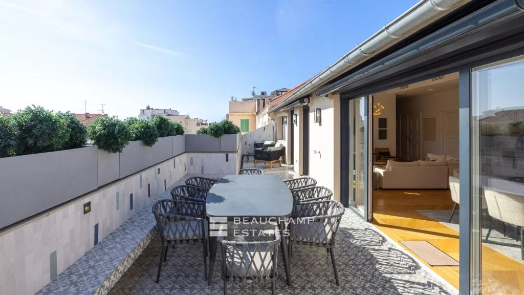 4-Bedroom Penthouse with Terrace – Banane