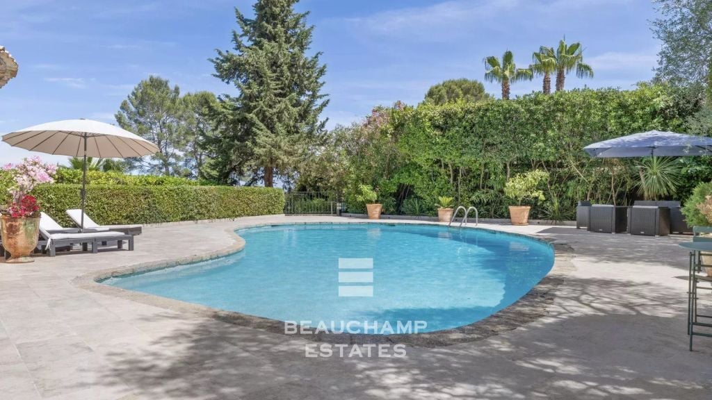 5-Bedroom Provençal Villa with Swimming Pool – Mougins
