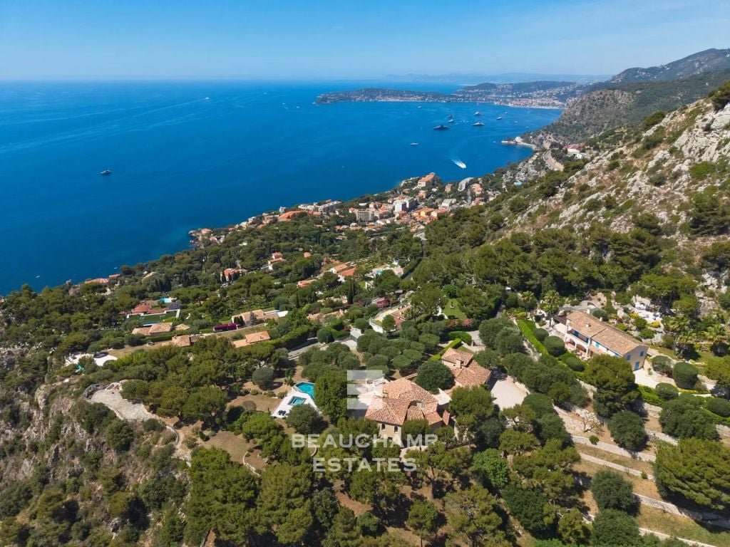 Beautiful villa in neo-provencal style 2 minutes from Monaco