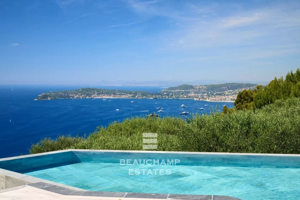 Beautiful villa in neo-provencal style 2 minutes from Monaco