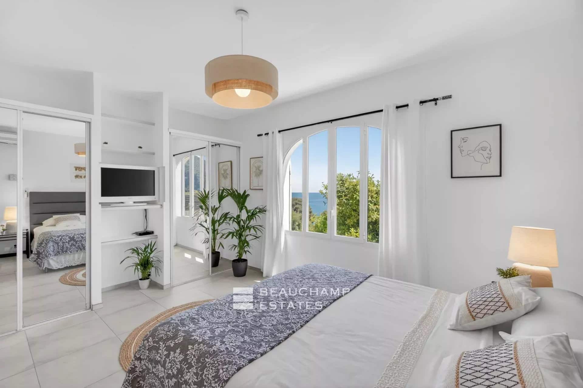 Beautiful villa with 5 rooms in Eze Beautiful villa with 5 rooms in Eze