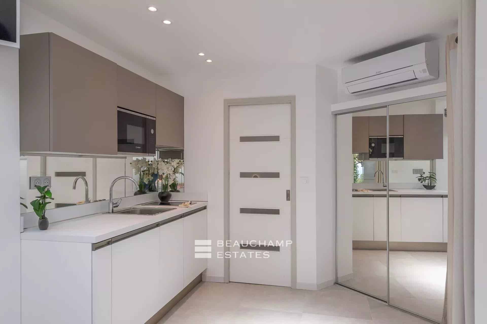 Charmante villa provençale de 5 chambres à Eze Beautiful villa with 5 rooms in Eze