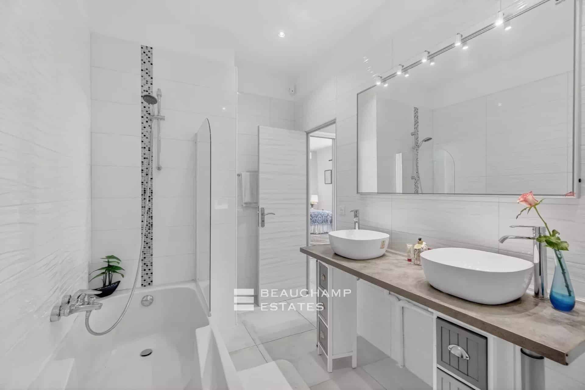 Charmante villa provençale de 5 chambres à Eze Beautiful villa with 5 rooms in Eze