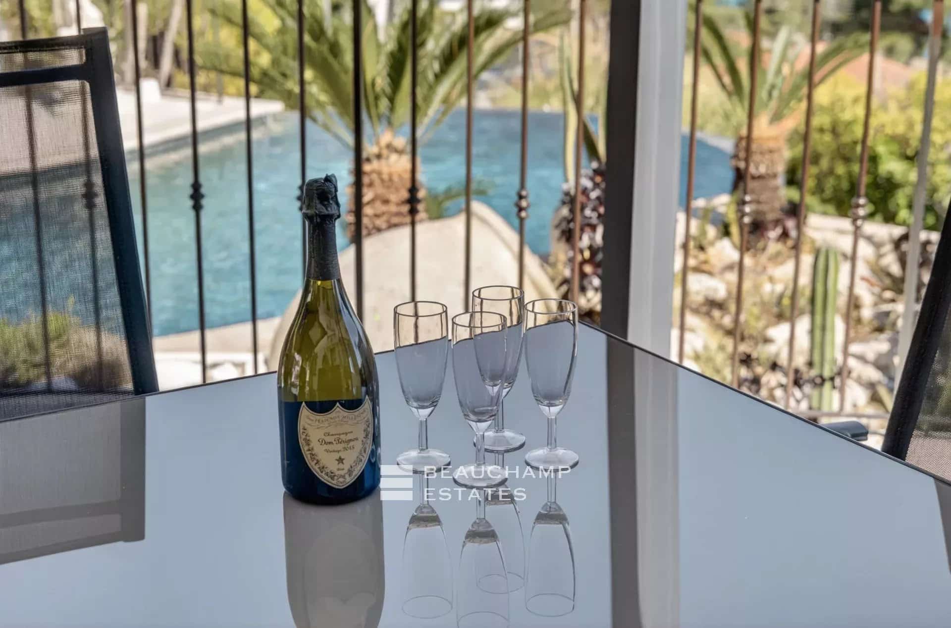 Charmante villa provençale de 5 chambres à Eze Beautiful villa with 5 rooms in Eze
