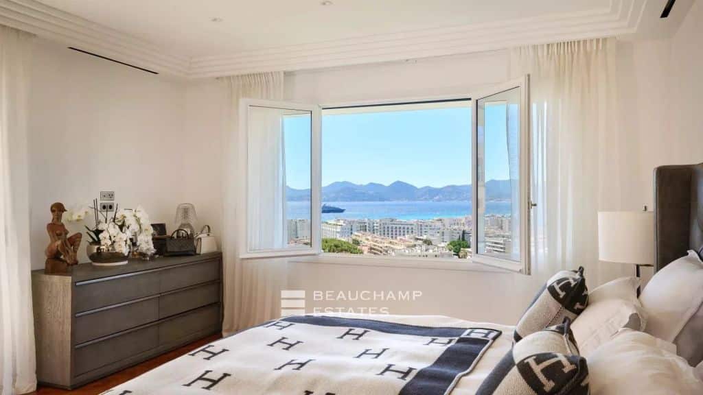 Belle Époque 5-bedroom villa with sea view – Basse Californie, Cannes