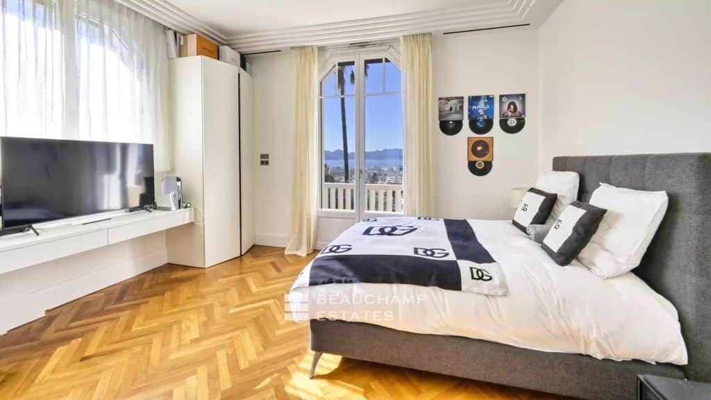 Belle Époque 7-bedroom villa with sea view – Basse Californie, Cannes