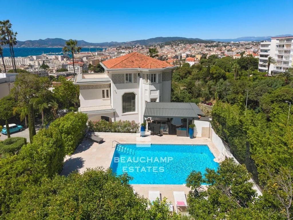 Belle Époque 7-bedroom villa with sea view – Basse Californie, Cannes